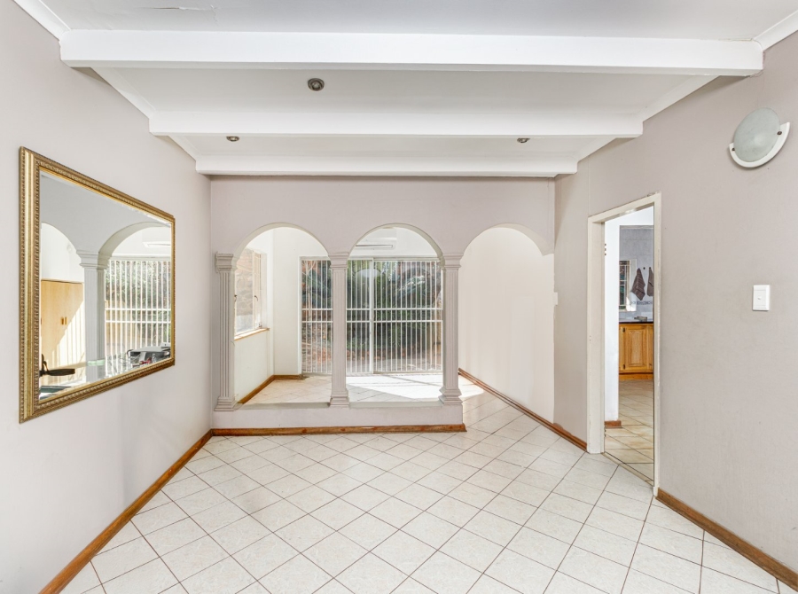 4 Bedroom Property for Sale in Schoemansville North West